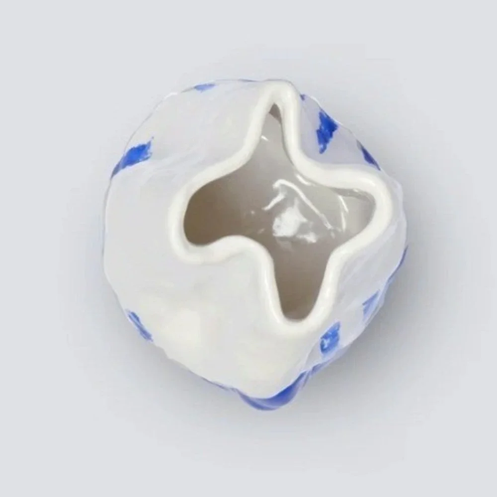Vivee Yves‎ Klein Georgia White and Blue Porcelain Vase